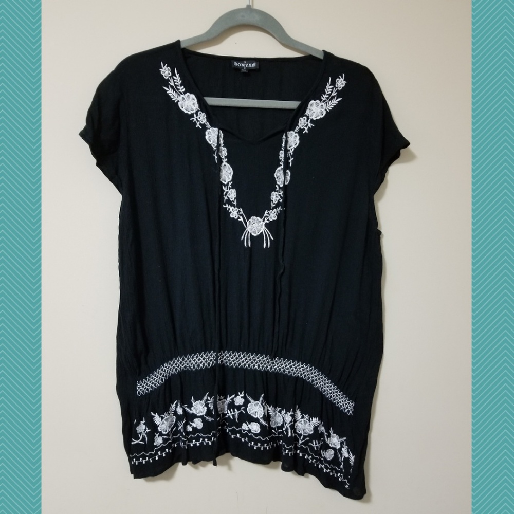 Onyx Black Bohemian Embroidered Peasant Tunic